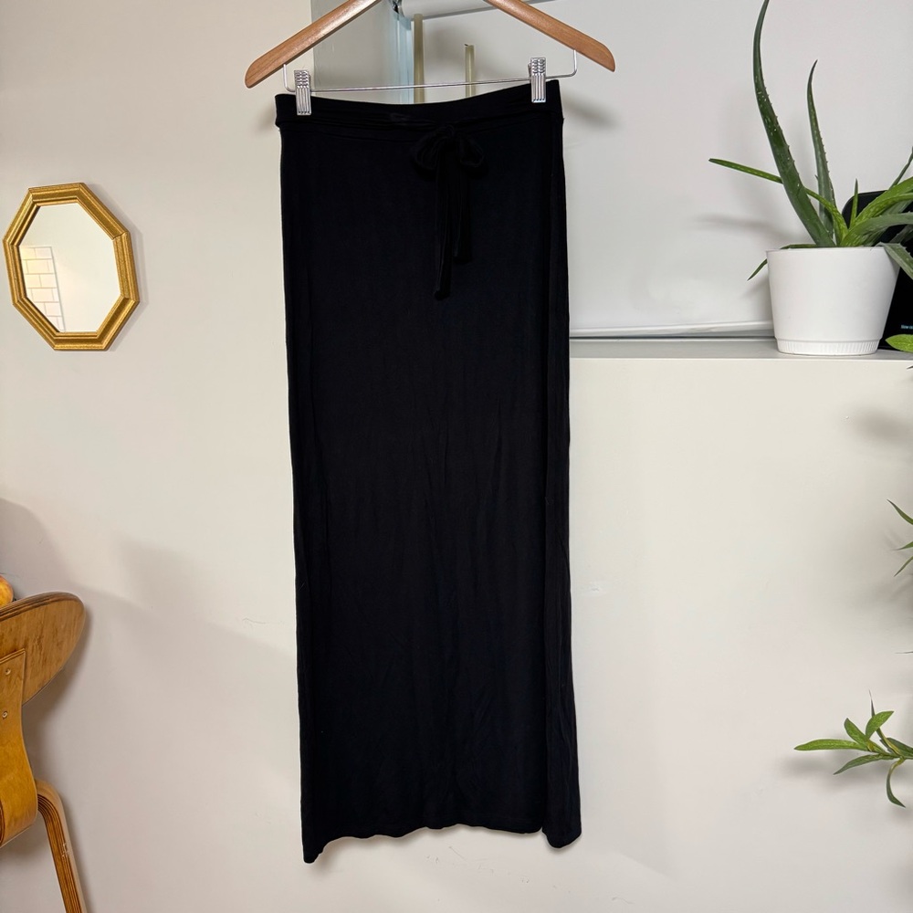 Reitman’s Women’s Long Black Skirt with Tie Waist Detailing